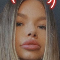 Sydney Raines Nue