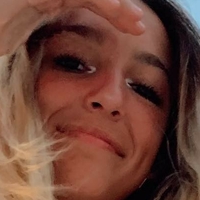 sydneygoldsmithh Nue