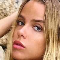 Taylor Brumann Nue