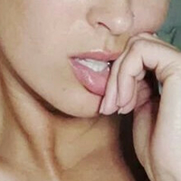 Taylor Minic Nue