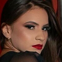 Tayna Tavares Nue