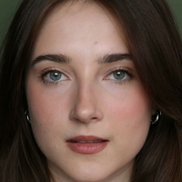 Tess Dinerstein Nue