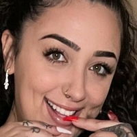 ThatGreenEyedGirl22 Nue