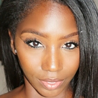 therealellietheempress Nue