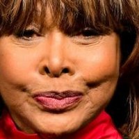 Tina Turner Nue