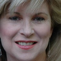 Tracie Savage Nue