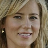 Traylor Howard Nue
