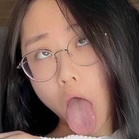 urshortie Nue