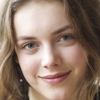 Valerie Stoll Nue