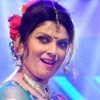 Varsha Usgaonkar Nue