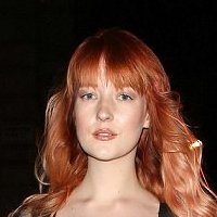 Victoria Clay Nue