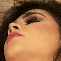 Victoria Salinas Nue