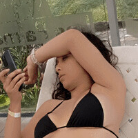 Vivi Becerra Nue