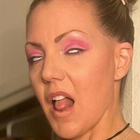 Whoiskateh Nue