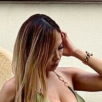 xlesliie Nue