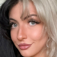 zoeskye_xo Nue